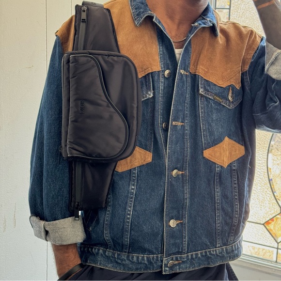 VINTAGE DIOR CROSSBODY WAIST SADDLE BAG BLACK NYLON - Picture 9 of 9